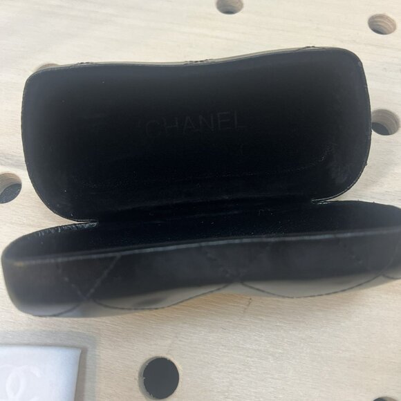 Coco CHANEL Authentic Sunglasses X6023 70/15-142 Green Square Oversized Lenses - Picture 11 of 11